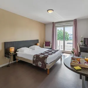 2* Appart hôtel Appart’city L’hers